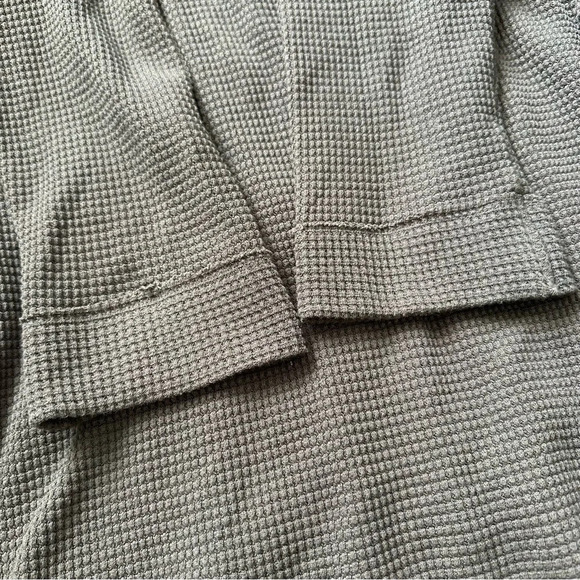 FREE PEOPLE Bon Bon Lace Back Waffle Knit Thermal Top Size Medium - Picture 7 of 7